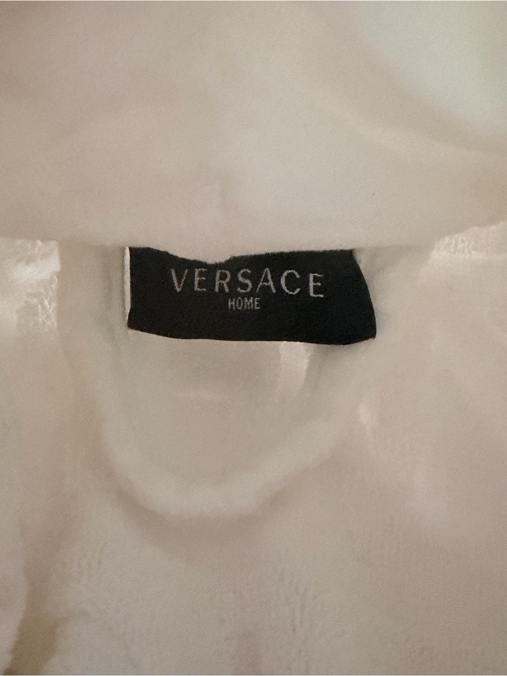 Versace White Robe with Gold Baroque Trim - Picture 4 of 5